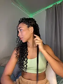 nicoleebony1 online show from 09/24/25, 07:06