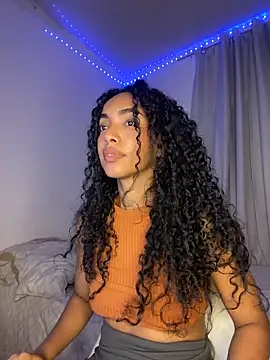 nicoleebony1 online show from 10/29/25, 07:48