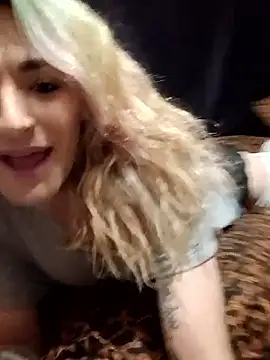 kylierae3133 online show from 12/14/25, 05:13