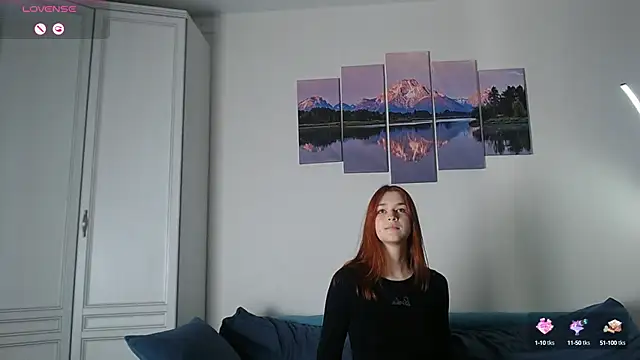 Snapshot of MargoFoxy chatting on 03/09/25, 08:29 MargoFoxy online show from 03/09/25, 08:29