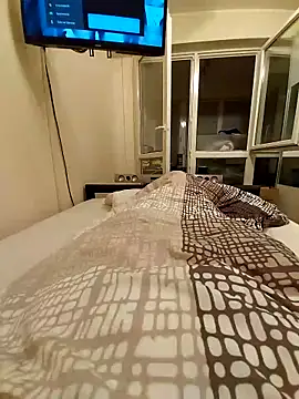 Jossi15 online show from 10/26/25, 09:42