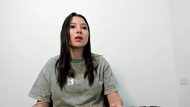 cami-01 online show from 10/01/25, 08:15