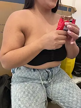 Sol biglips online show from 02/12/26, 04:35