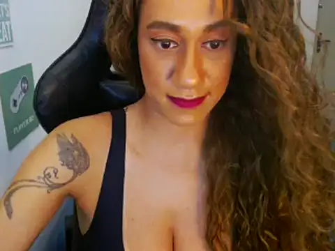 Snapshot of gauchinhaG chatting on 02/13/25, 03:14 gauchinhaG online show from 02/13/25, 03:14