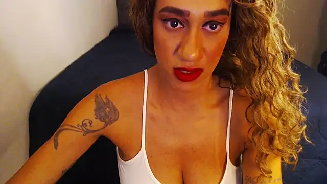 Snapshot of gauchinhaG chatting on 03/10/25, 05:07 gauchinhaG online show from 03/10/25, 05:07