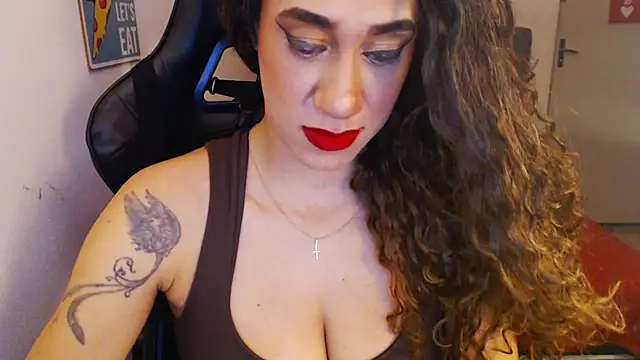 Snapshot of gauchinhaG chatting on 11/21/25, 11:03 gauchinhaG online show from 11/21/25, 11:03