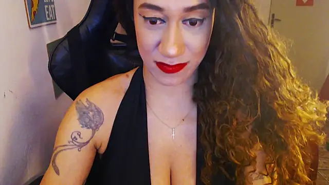 Snapshot of gauchinhaG chatting on 11/26/25, 05:03 gauchinhaG online show from 11/26/25, 05:03