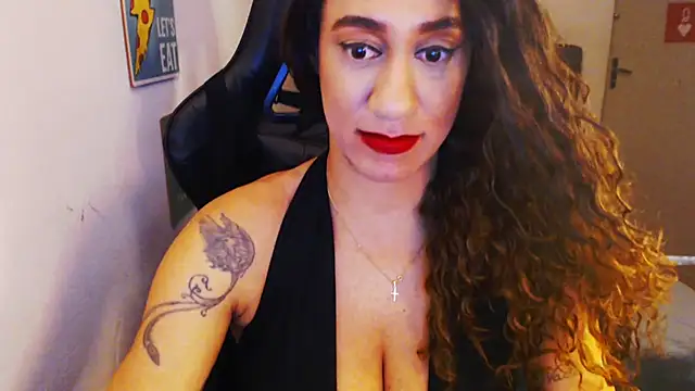 Snapshot of gauchinhaG chatting on 11/29/25, 05:27 gauchinhaG online show from 11/29/25, 05:27