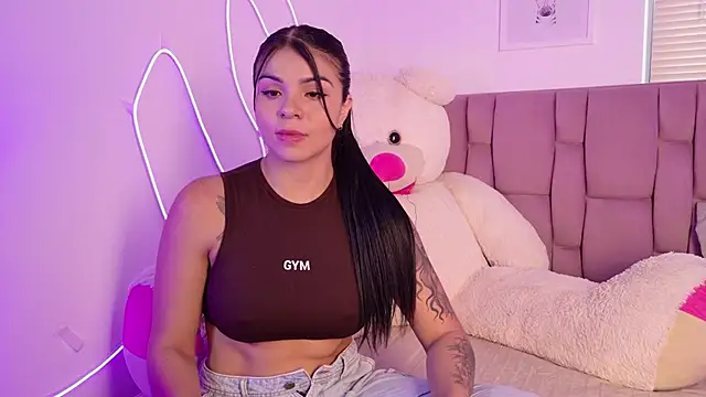 SophiaKarson online show from 10/25/25, 09:09