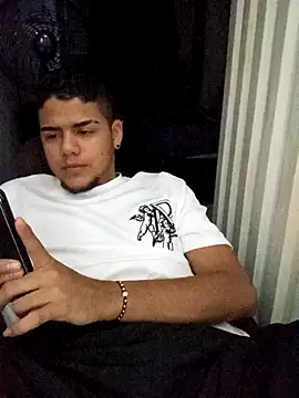 Nathan mason  online show from 01/05/25, 12:20