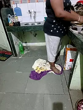 Snapshot of NEHA-DESHI chatting on 02/06/25, 03:31 NEHA-DESHI online show from 02/06/25, 03:31