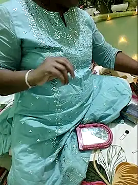 Snapshot of NEHA-DESHI chatting on 02/14/25, 07:12 NEHA-DESHI online show from 02/14/25, 07:12