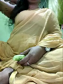 Snapshot of NEHA-DESHI chatting on 03/05/25, 09:59 NEHA-DESHI online show from 03/05/25, 09:59