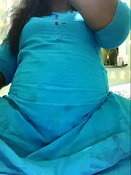 Snapshot of NEHA-DESHI chatting on 03/07/25, 10:32 NEHA-DESHI online show from 03/07/25, 10:32