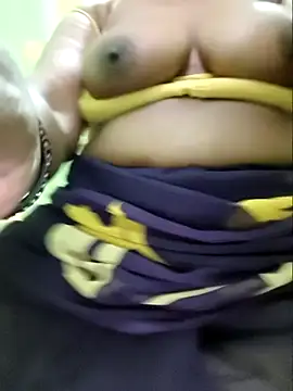 Snapshot of NEHA-DESHI chatting on 03/15/25, 12:45 NEHA-DESHI online show from 03/15/25, 12:45