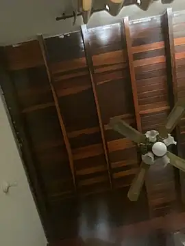 Snapshot of tom_thick chatting on 01/25/25, 04:13 tom thick online show from 01/25/25, 04:13