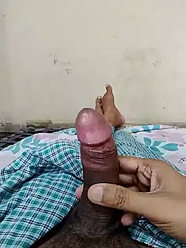 Snapshot of AUNTY1984 chatting on 09/18/25, 08:16 AUNTY1984 online show from 09/18/25, 08:16