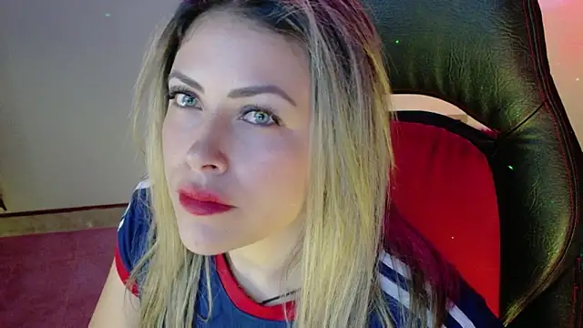 Natalia Montoya online show from 11/07/25, 09:59