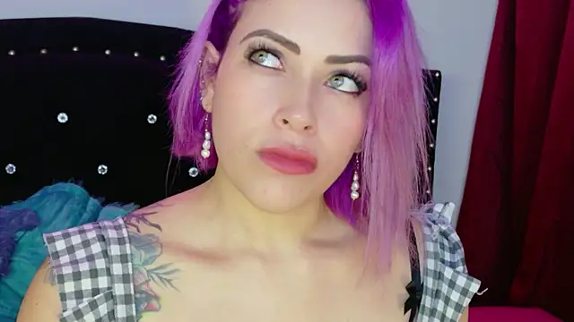 Natalia Montoya online show from 05/05/26, 11:46