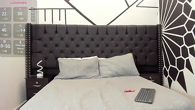 LaurenSnow online show from 02/27/25, 03:26