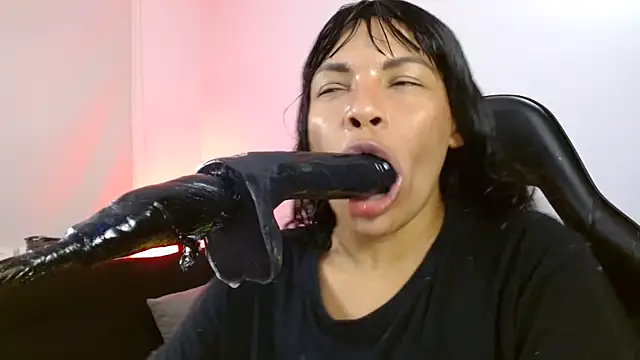 Snapshot of Anabel693 chatting on 03/15/25, 01:29 Anabel693 online show from 03/15/25, 01:29