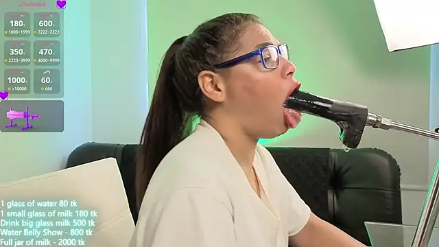 Snapshot of Anabel693 chatting on 02/15/26, 02:25 Anabel693 online show from 02/15/26, 02:25