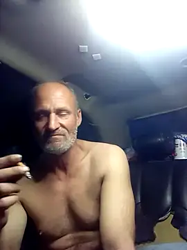 Snapshot of FloppyPickle4u chatting on 02/07/25, 09:26 FloppyPickle4u online show from 02/07/25, 09:26