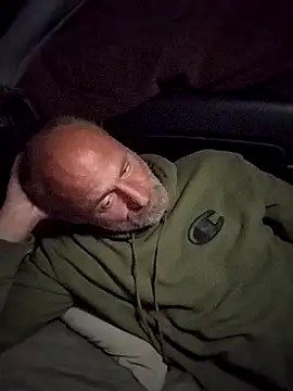 Snapshot of FloppyPickle4u chatting on 02/10/25, 08:31 FloppyPickle4u online show from 02/10/25, 08:31