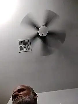 Snapshot of FloppyPickle4u chatting on 02/20/25, 07:12 FloppyPickle4u online show from 02/20/25, 07:12