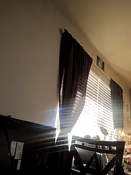 Snapshot of FloppyPickle4u chatting on 02/25/25, 02:54 FloppyPickle4u online show from 02/25/25, 02:54