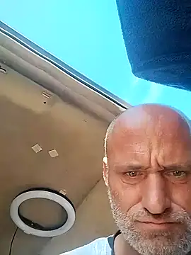 Snapshot of FloppyPickle4u chatting on 03/04/25, 04:41 FloppyPickle4u online show from 03/04/25, 04:41