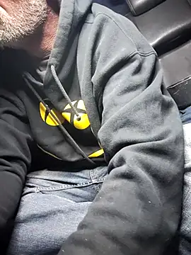 Snapshot of FloppyPickle4u chatting on 03/09/25, 03:11 FloppyPickle4u online show from 03/09/25, 03:11