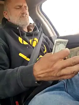 Snapshot of FloppyPickle4u chatting on 03/14/25, 07:01 FloppyPickle4u online show from 03/14/25, 07:01