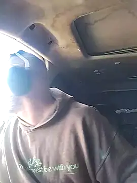 Snapshot of FloppyPickle4u chatting on 11/16/25, 07:08 FloppyPickle4u online show from 11/16/25, 07:08