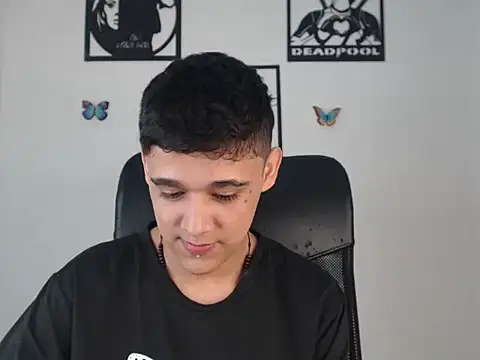 kaiine190 online show from 01/29/25, 06:39