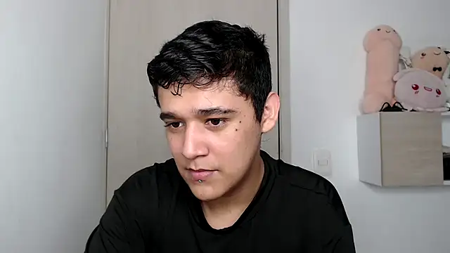 kaiine190 online show from 10/22/25, 06:46