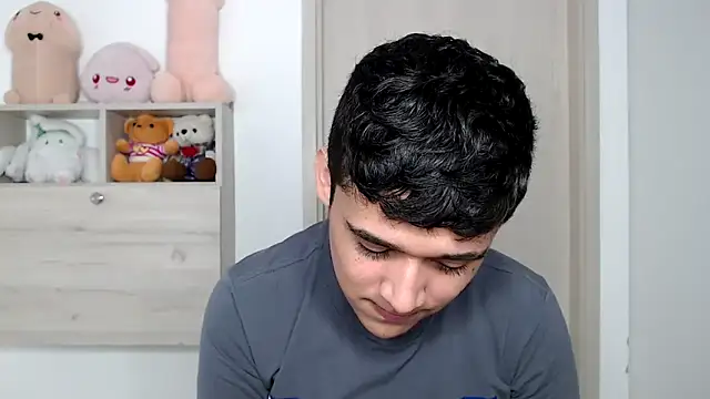 kaiine190 online show from 11/30/25, 07:29