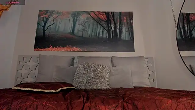 Snapshot of LunaRuso chatting on 02/18/25, 10:58 LunaRuso online show from 02/18/25, 10:58