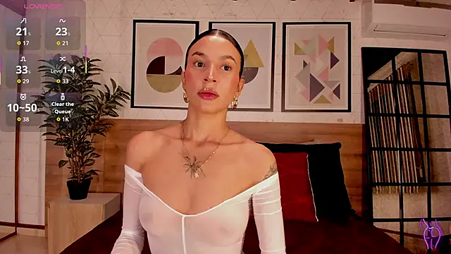 Snapshot of LunaRuso chatting on 11/01/25, 11:45 LunaRuso online show from 11/01/25, 11:45