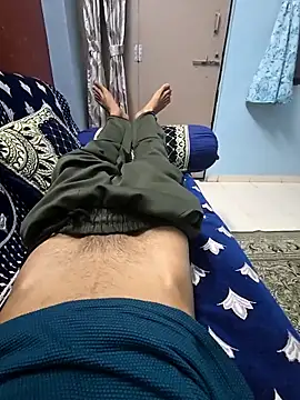 Yours1311 online show from 11/01/25, 01:57