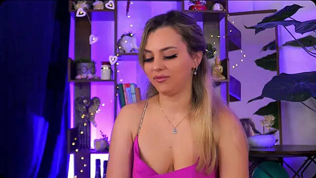 Snapshot of Bailey_Evans chatting on 10/11/25, 03:39 Bailey Evans online show from 10/11/25, 03:39