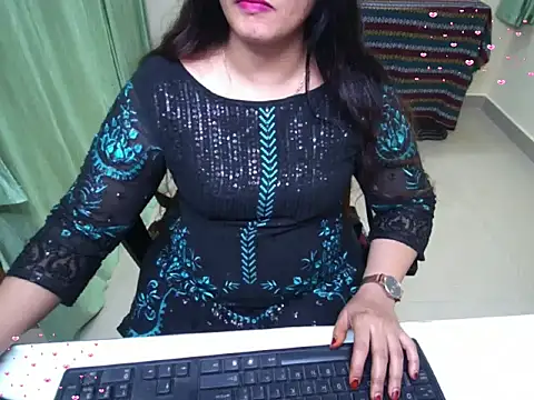 Arushisingh8888 online show from 10/07/25, 04:04