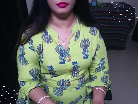 Arushisingh8888 online show from 11/21/25, 12:59