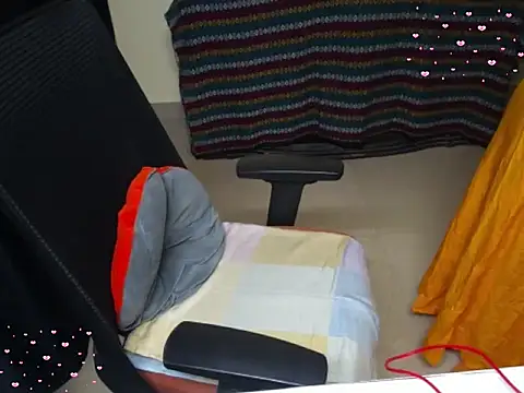 Arushisingh8888 online show from 11/23/25, 11:43