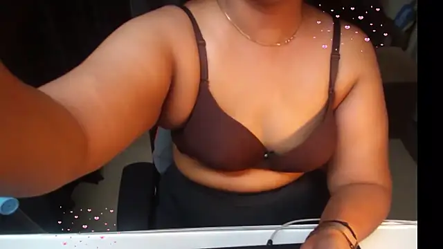 Arushisingh8888 online show from 04/15/26, 02:57