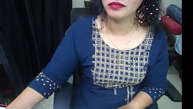 Arushisingh8888 online show from 05/24/26, 01:05
