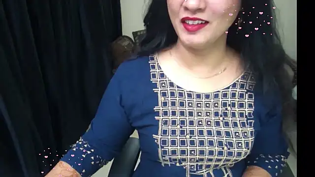Arushisingh8888 online show from 06/03/26, 09:56
