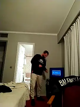 Antonio Vatooo online show from 01/15/25, 06:40