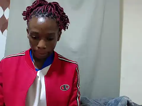 khakiline online show from 09/27/25, 03:06