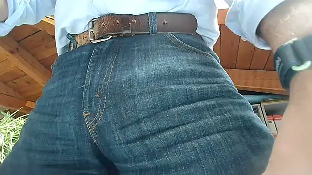 TWENTYONE0021 online show from 03/06/25, 01:03